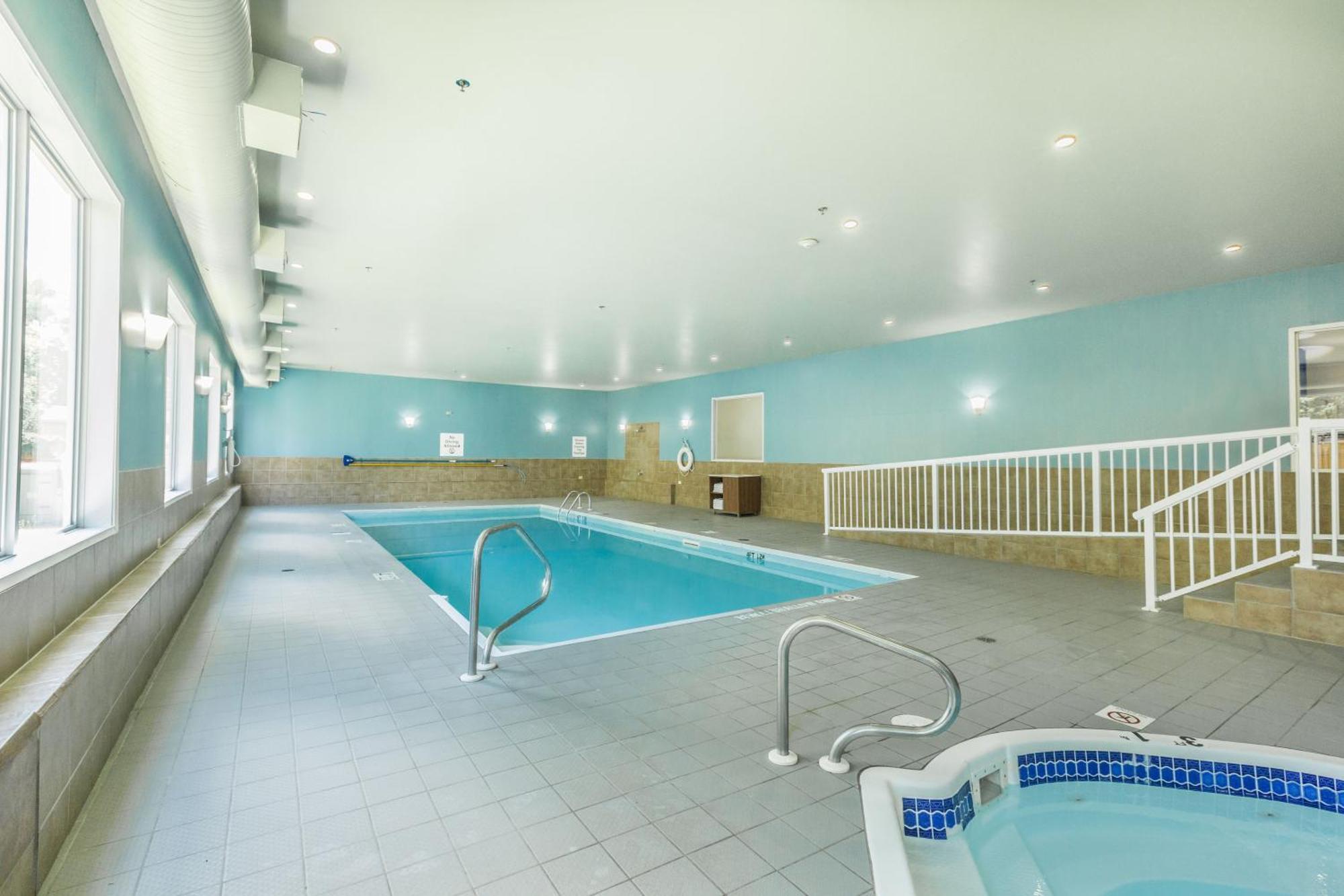 Holiday Inn Express & Suites-Regina-South By Ihg Екстер'єр фото