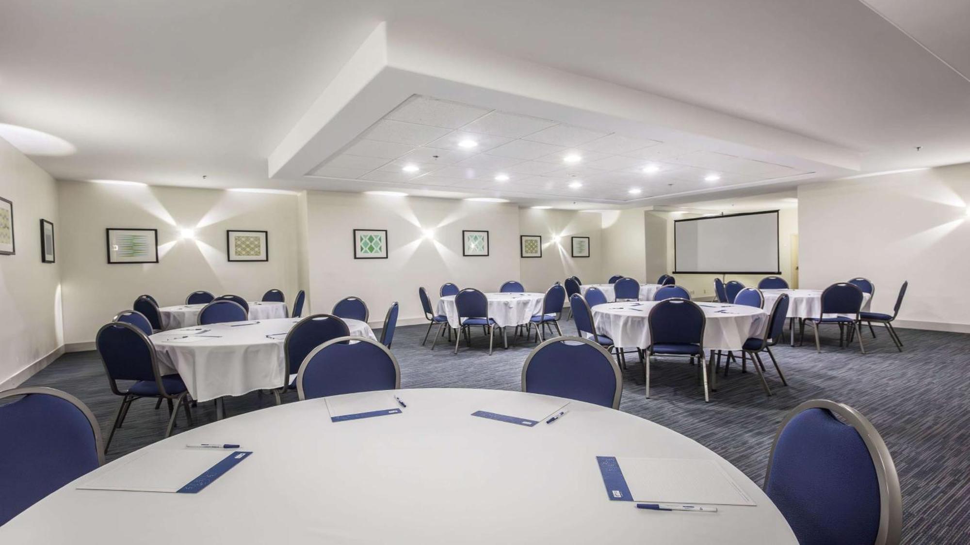 Holiday Inn Express & Suites-Regina-South By Ihg Екстер'єр фото