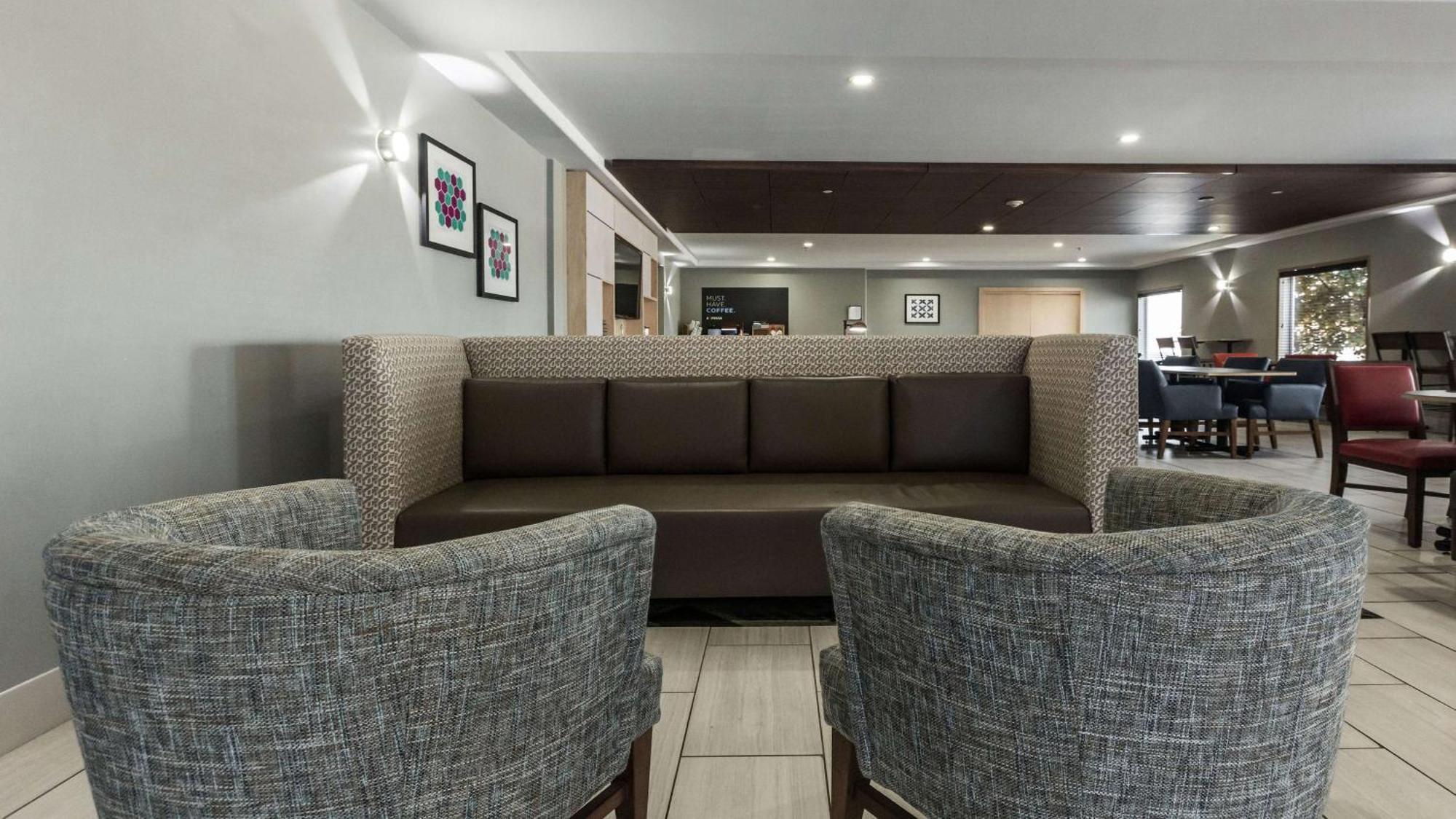 Holiday Inn Express & Suites-Regina-South By Ihg Екстер'єр фото