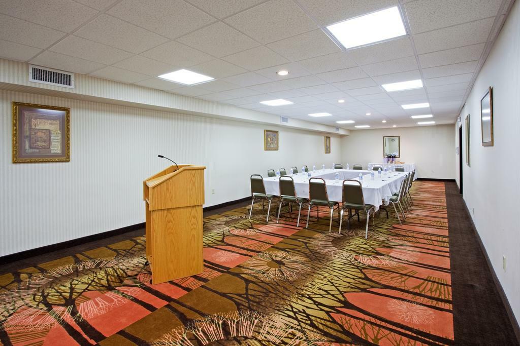 Holiday Inn Express & Suites-Regina-South By Ihg Екстер'єр фото